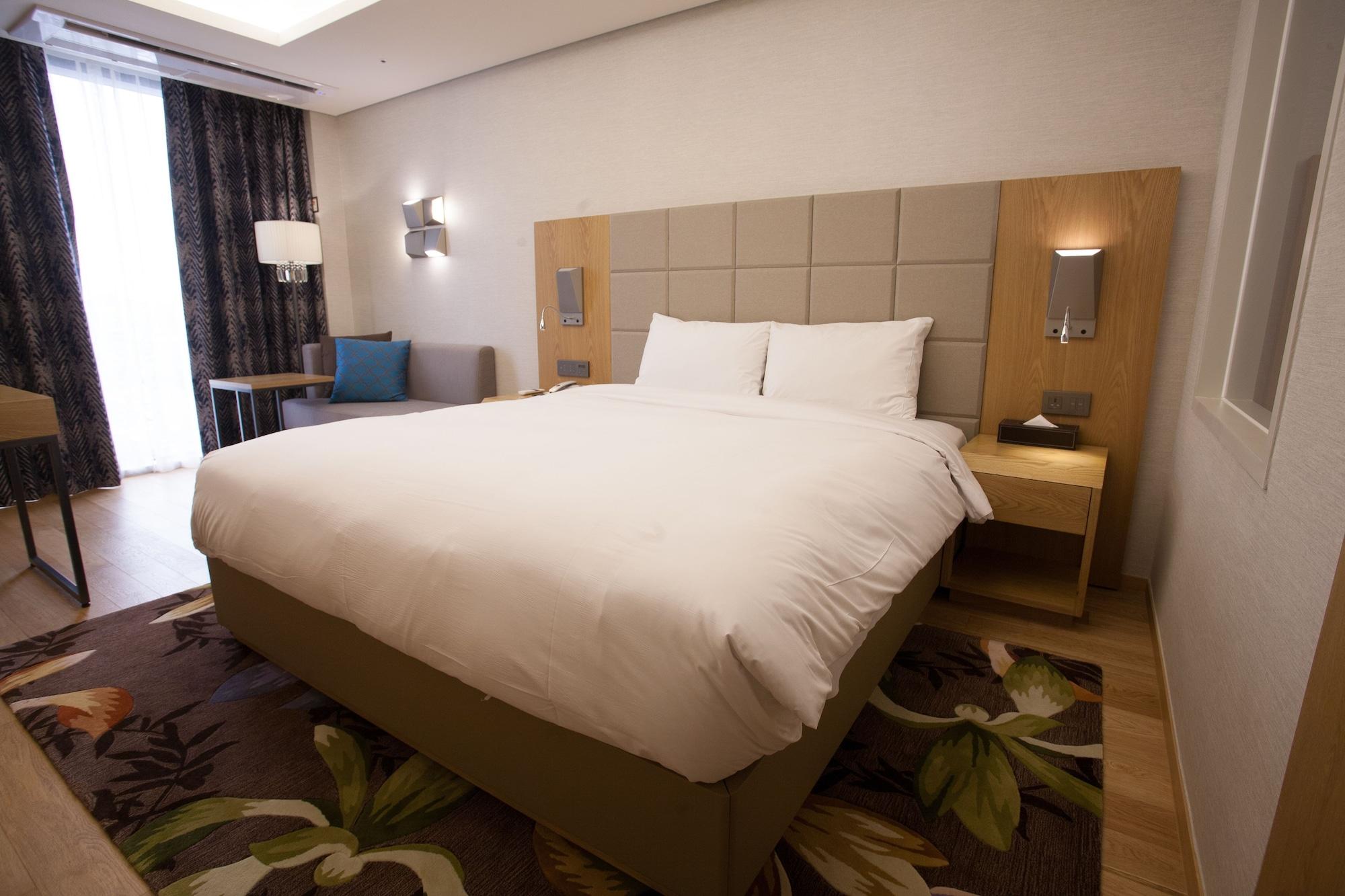 Charis Hotel Incheon Exterior foto